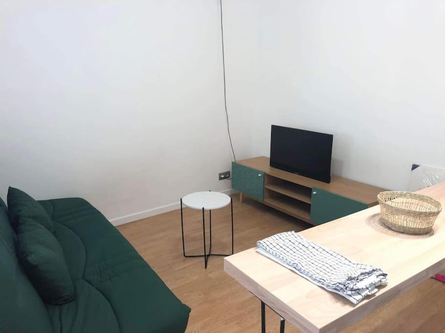 Ferienwohnung Studio Confortable Pres De Paris Villejuif Exterior foto